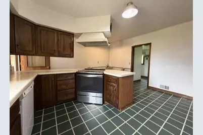 402 Granite Ridge Road West, Stevens Point, WI 54481 - Photo 8