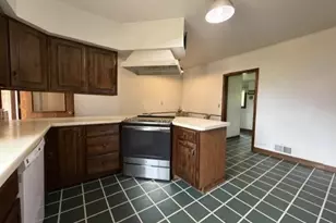 402 Granite Ridge Road W, Stevens Point, WI 54481 - Photo 8