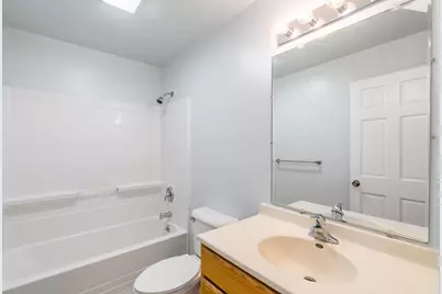 107 N Polk Street, Merrill, WI 54452 - Photo 8