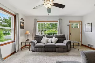 908 S Peach Ave, Marshfield, WI 54449 - Photo 16