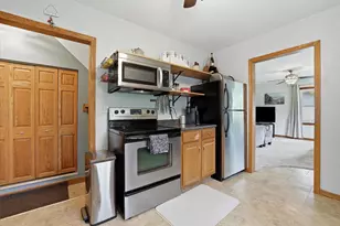 908 S Peach Ave, Marshfield, WI 54449 - Photo 30