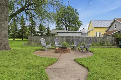 908 S Peach Avenue, Marshfield, WI 54449 - Photo 12