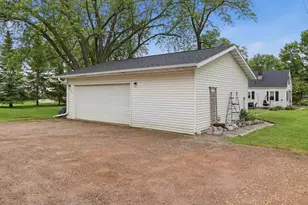908 S Peach Ave, Marshfield, WI 54449 - Photo 14