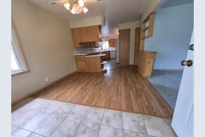 708 S Felker Avenue, Marshfield, WI 54449 - Photo 4