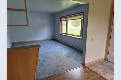 708 S Felker Avenue, Marshfield, WI 54449 - Photo 6