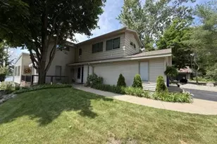 2740 Sunset Blvd, Stevens Point, WI 54481 - Photo 2