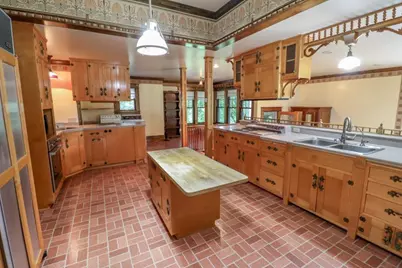 709 W 5th Street, Marshfield, WI 54449 - Photo 4