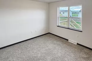 2107 S Ironwood Ave #, Marshfield, WI 54449 - Photo 10