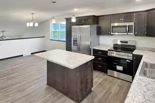2107 S Ironwood Ave #, Marshfield, WI 54449 - Photo 6
