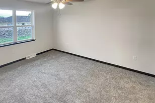 2107 S Ironwood Ave #, Marshfield, WI 54449 - Photo 12