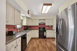419 Miller Ave, Wisconsin Rapids, WI 54494 - Photo 2