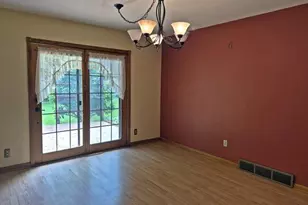 422 E Forest St, Marshfield, WI 54449 - Photo 10