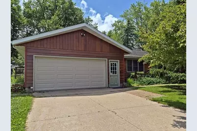 422 E Forest Street, Marshfield, WI 54449 - Photo 2