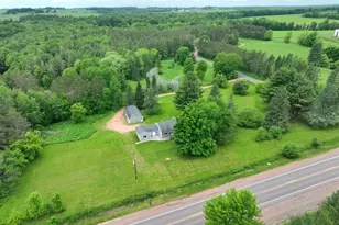 4451 Laredo Ln, Merrill, WI 54452 - Photo 2