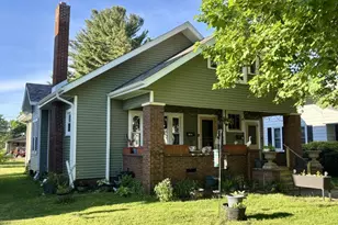 810 Henrietta St, Wausau, WI 54403 - Photo 2