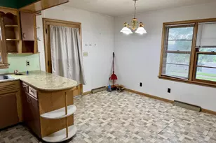 346 S Lake Ave, Phillips, WI 54555 - Photo 10