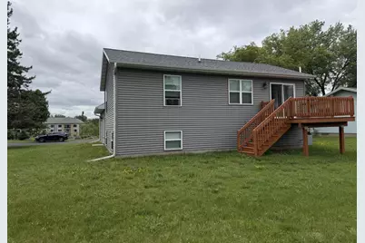 907 S 22nd Avenue, Wausau, WI 54401 - Photo 2