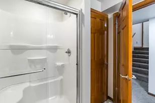 907 S 22nd Ave, Wausau, WI 54401 - Photo 26