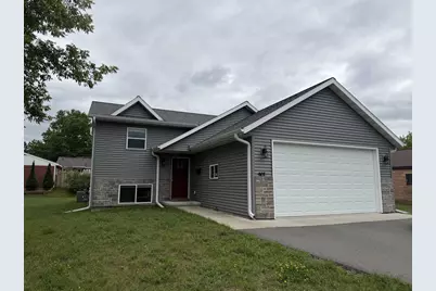 907 S 22nd Avenue, Wausau, WI 54401 - Photo 1