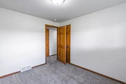 907 S 22nd Avenue, Wausau, WI 54401 - Photo 28