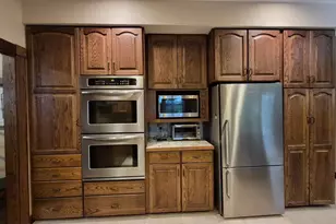 1137 W Ives St, Marshfield, WI 54449 - Photo 12