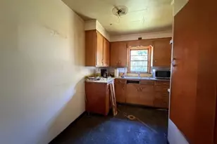 1240 5th Ave, Stevens Point, WI 54481 - Photo 6