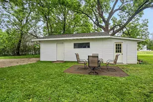 265 S Jackson St, Iola, WI 54945 - Photo 34