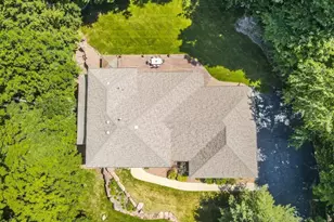 4049 Crestwood Dr, Wausau, WI 54403 - Photo 2
