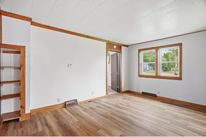 608 E 9th Street, Marshfield, WI 54449 - Photo 12