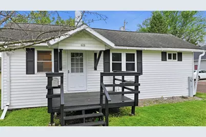608 E 9th Street, Marshfield, WI 54449 - Photo 4