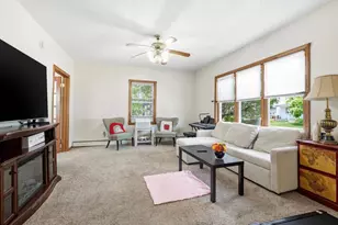 1932 Prairie St, Stevens Point, WI 54481 - Photo 10