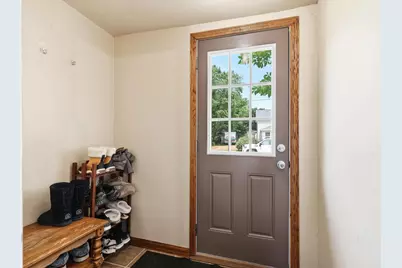 1932 Prairie Street, Stevens Point, WI 54481 - Photo 4