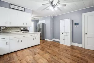 136 2nd St N, Stevens Point, WI 54481 - Photo 8