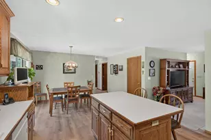 1012 W 4th St, Nekoosa, WI 54457 - Photo 6