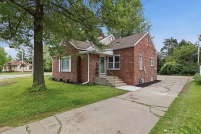 603 Michigan Avenue, Stevens Point, WI 54481 - Photo 2
