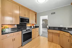 910 N 13th St, Wausau, WI 54403 - Photo 16