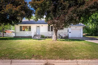 211 Poplar Street, Wisconsin Rapids, WI 54494 - Photo 1