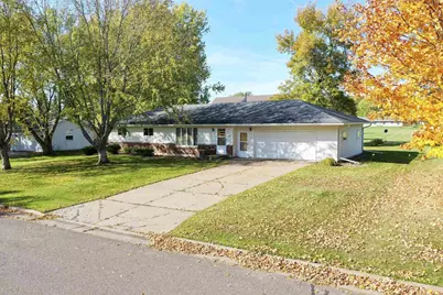 303 S 2nd Lane, Abbotsford, WI 54405 - Photo 1