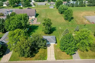 303 S 2nd Ln, Abbotsford, WI 54405 - Photo 12
