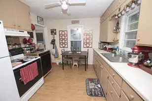 617 4th Ave, Stevens Point, WI 54481 - Photo 2
