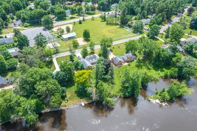 190 Shore Acres Drive, Wisconsin Rapids, WI 54494 - Photo 8