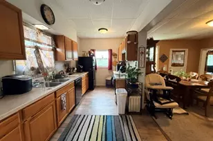 734 S 1st Ave, Wausau, WI 54401 - Photo 8