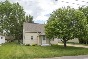 1729 Porter St, Wausau, WI 54401 - Photo 2