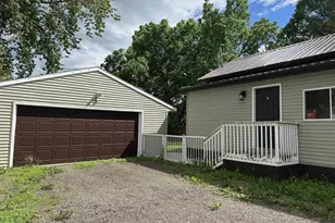 371 3rd Ave S, Wisconsin Rapids, WI 54495 - Photo 2