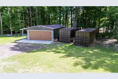 N7826 4th Street, Eland, WI 54427 - Photo 32