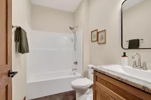 3306 Bennington Ct, Plover, WI 54467 - Photo 6