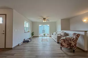 890 Morning Star Ln, Plover, WI 54467 - Photo 4