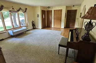 2320 James Ave, Altoona, WI 54720 - Photo 8