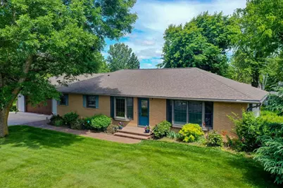 206 W Cedar Street, Abbotsford, WI 54405 - Photo 1
