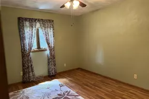 1107 W State St, Marshfield, WI 54449 - Photo 14